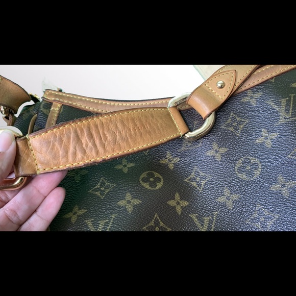 **SOLD**Louis Vuitton Monogram Tulum PM Purse - Picture 4 of 8